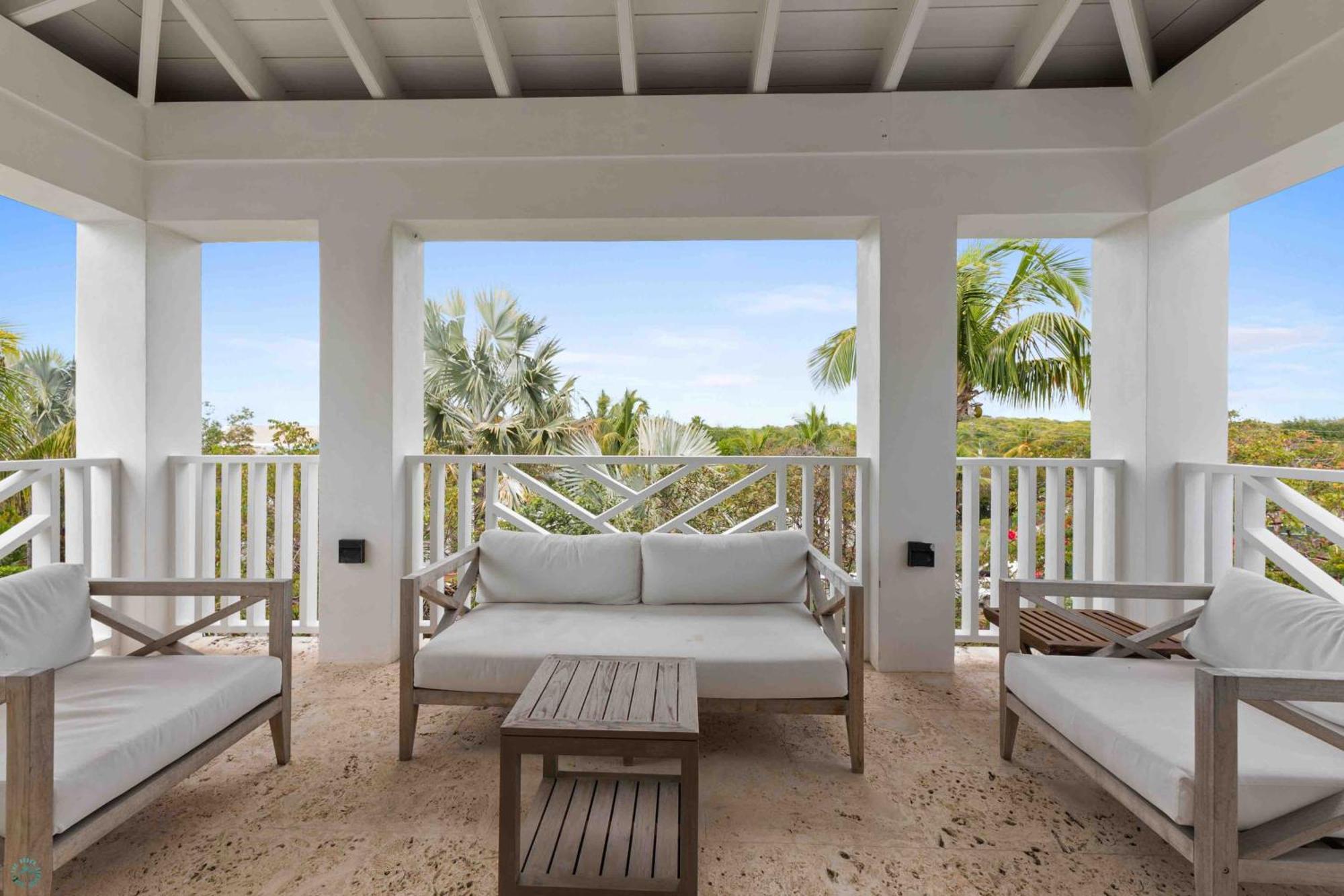 Romora Bay Resort & Marina Dunmore Town Exterior photo
